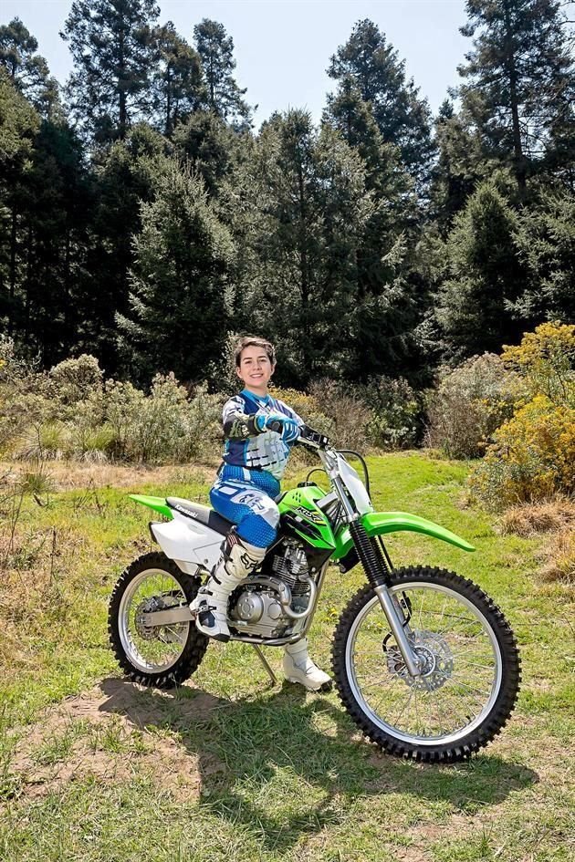 Ximena Montes tiene 14 años y es la primera mexicana en participar en la AMA Womens Cup que se realiza en Estados Unidos. 