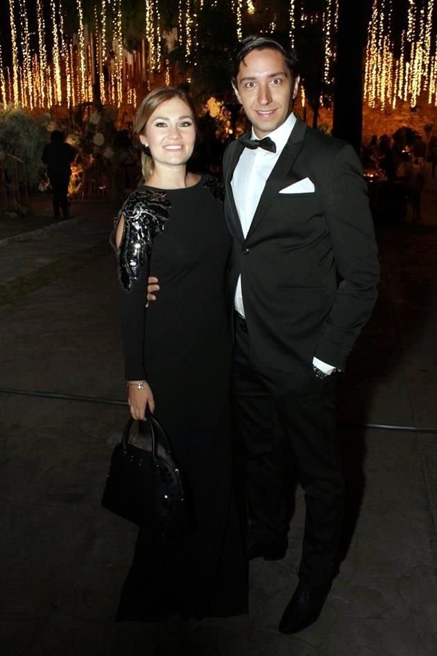 Liz Álvarez y Carlos Estefan.