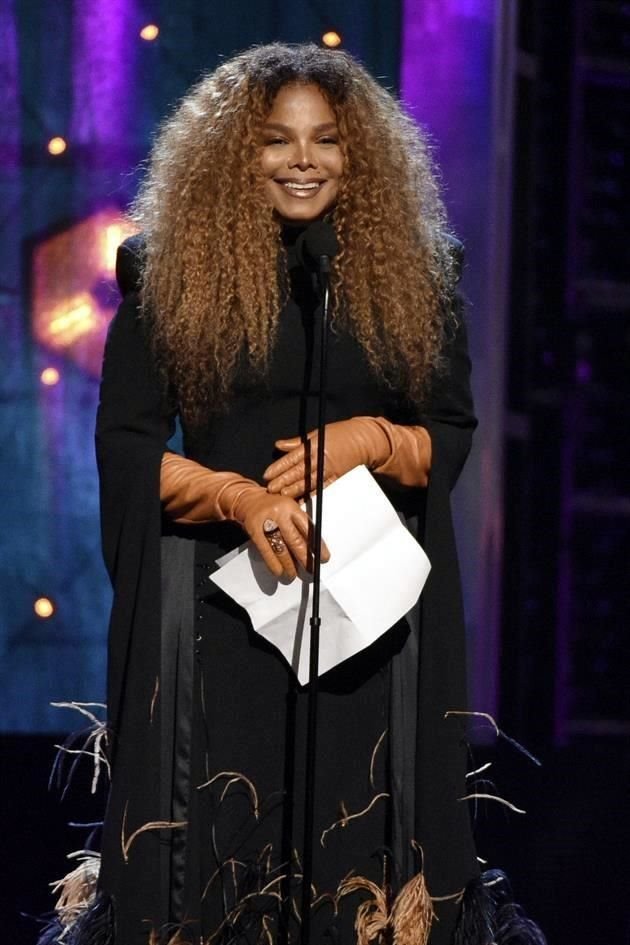 Janet Jackson se unió en el Salón de la Fama a sus hermanos Michael y demás integrantes de los Jackson 5.