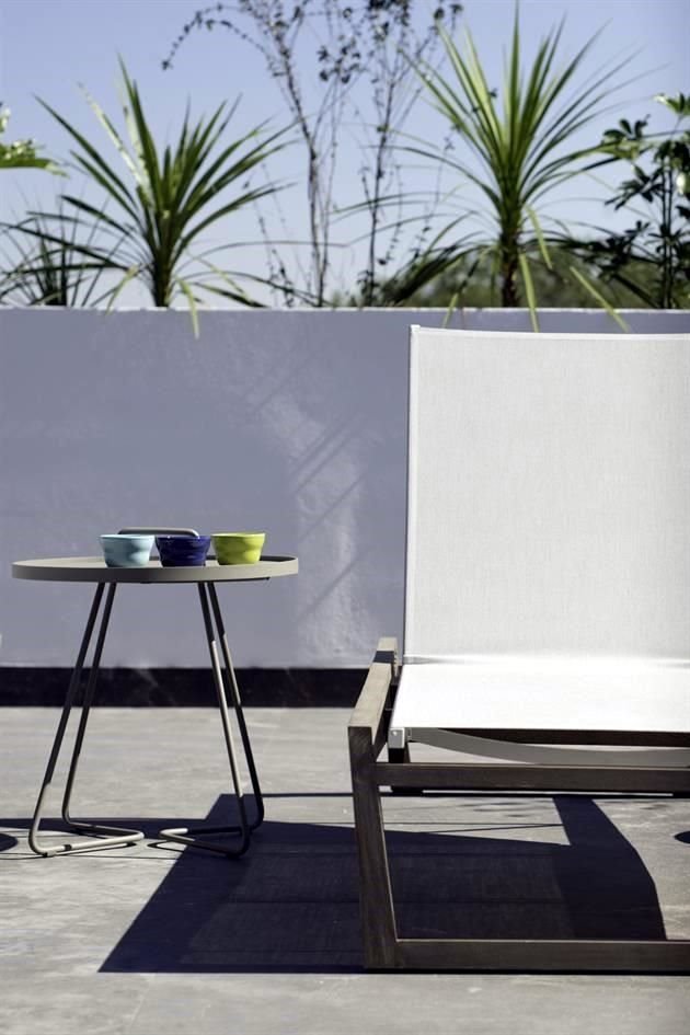 Se recomienda utilizar mobiliario resistente al exterior.