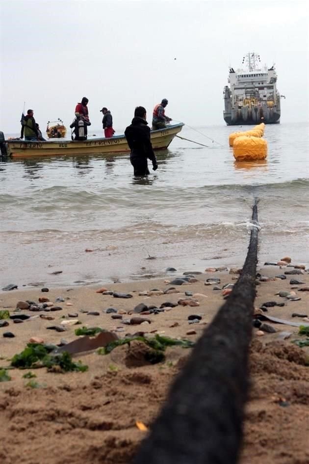 El cable submarino de Google bautizado como 'Curie' llegó este martes a la playa Ancha de la ciudad chilena de Valparaíso, uniendo el país con la región estadounidense de California.