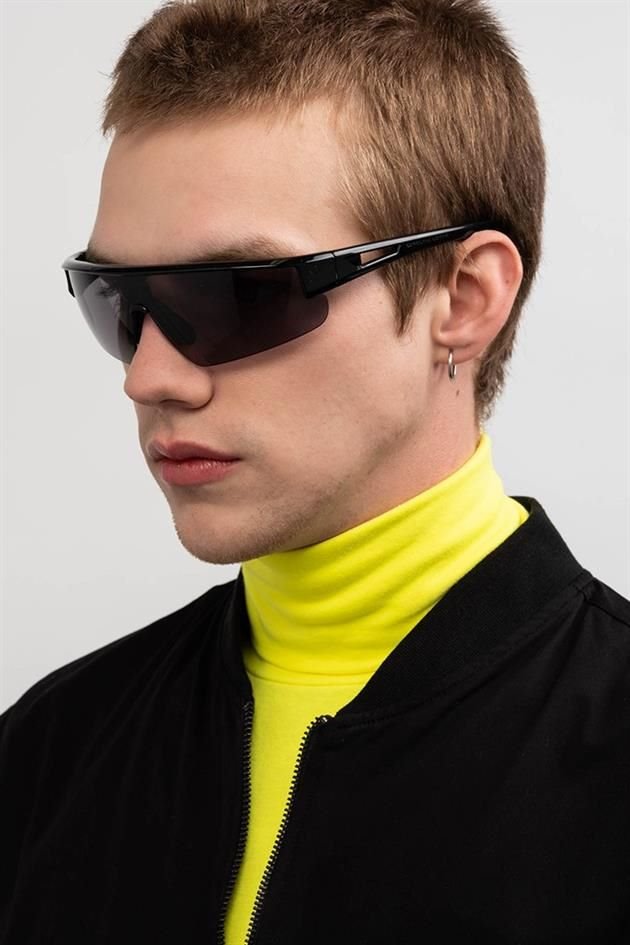 Formas futuristas para enmarcar tus ojos.