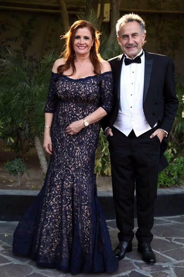 Papás de la novia. Norma Rojas y Javier Velasco