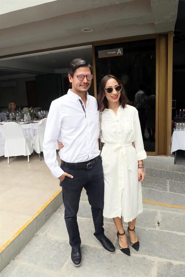 Carlos Sánchez y Paulina Fernández