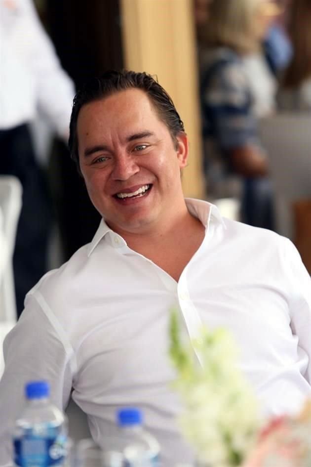 Ángel González