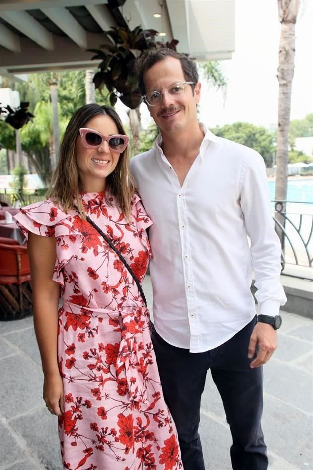 Regina Obregón y Hugo Romo