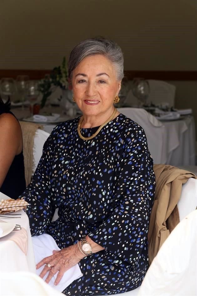 Aurora Dávalos de Gómez