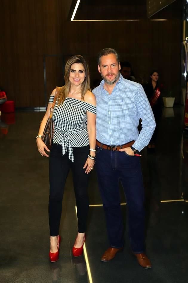 Lorena Cortinas y Antonio Montoya
