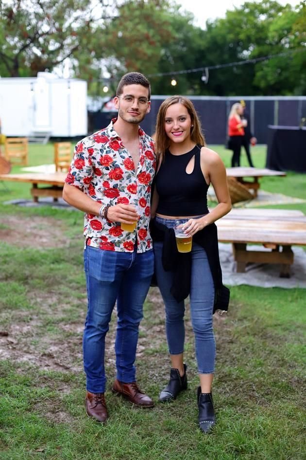 Rorro Echávez y Yéssica Ramíre
