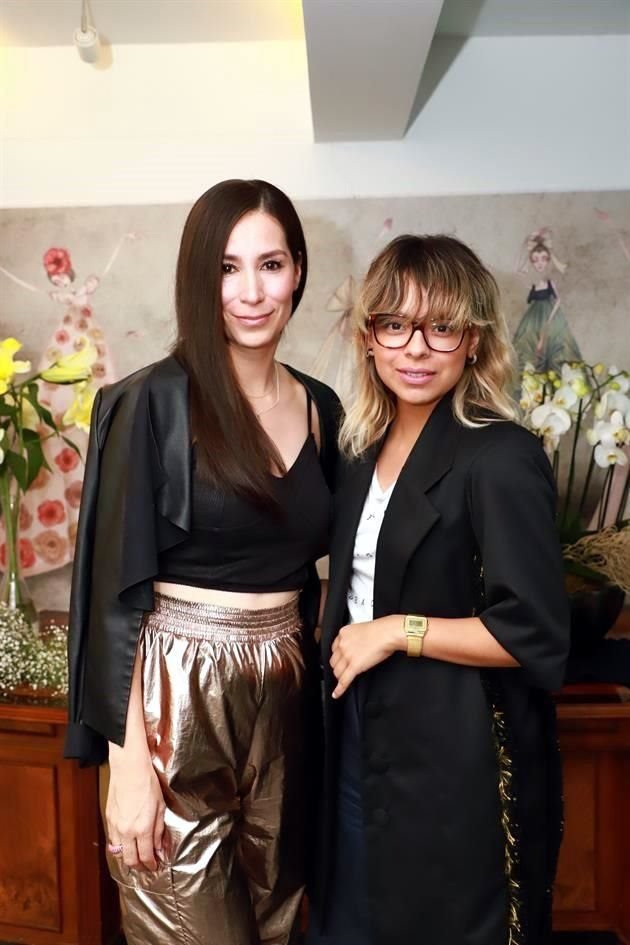 Elena Alonso y Paulina Luna.