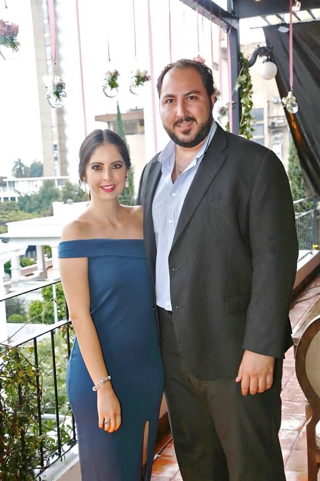 2018. Moni Quintero y Mario Manfredi en el bautizo de Nicole Boquet, la pequeña de Diego Boquet y Cynthia González.