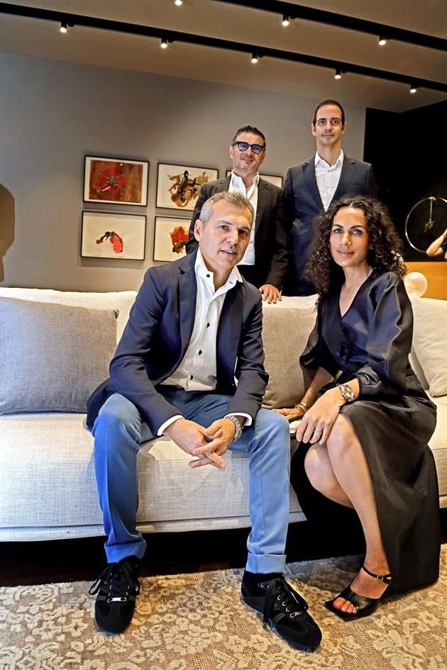 Paolo Nardo, Sebastiano Bonan, Luigi Lucchetta y Sofía Barragán