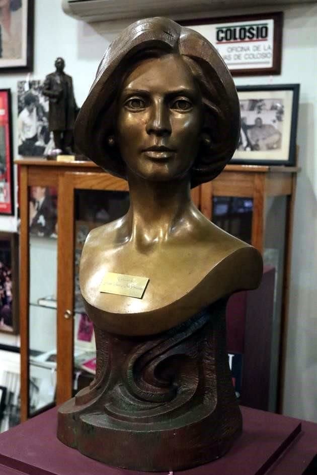 La subasta será realizada en el marco del aniversario luctuoso de Diana Laura (el 18 de noviembre de 1994) quien falleció de cáncer.