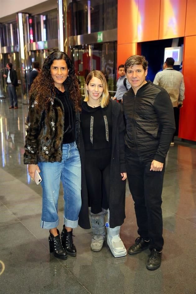 Claudia Farías de Herrera, Paloma Herrera y José Alberto Herrera
