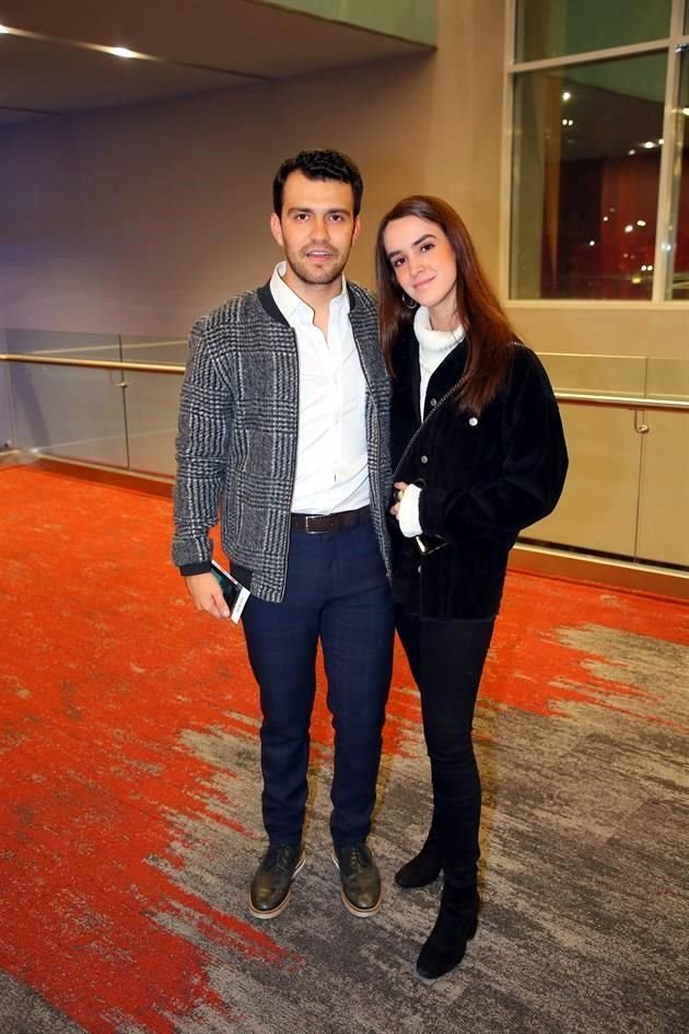 Jose Ra y Valeria Muriel