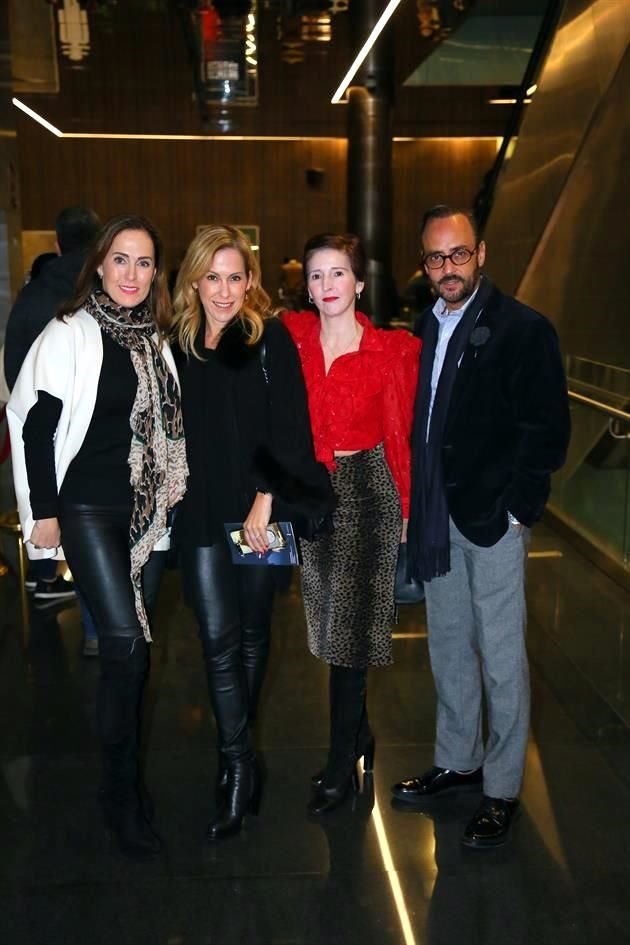 Any Garza, Melissa Garza, Bárbara Rodríguez y Gerardo Barrios