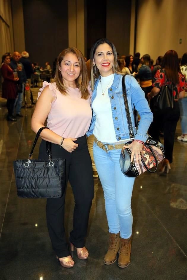 Brenda Balderas y Karla Elizondo