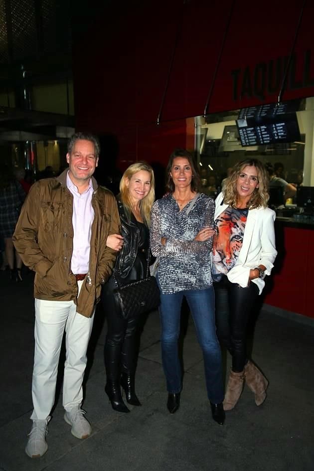 Beto Santos, Laura González Casas, Marla Martínez y Susana Altamirano