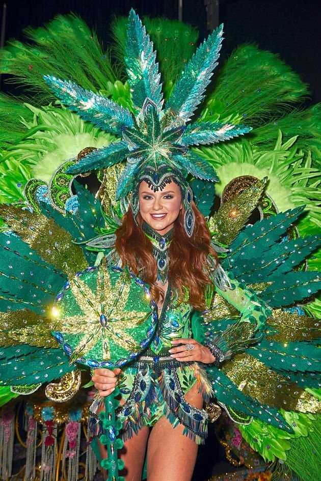 Miss Canadá mostró su apoyó a la legalización de la marihuana.