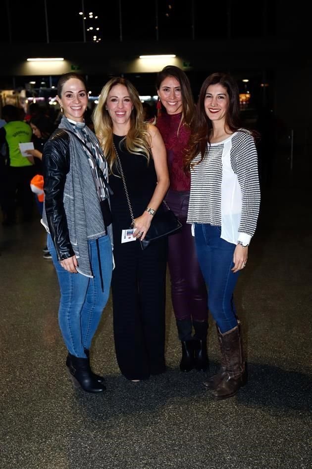Tere Farías, Jackie Shepard, Adriana Romo y Cecy González