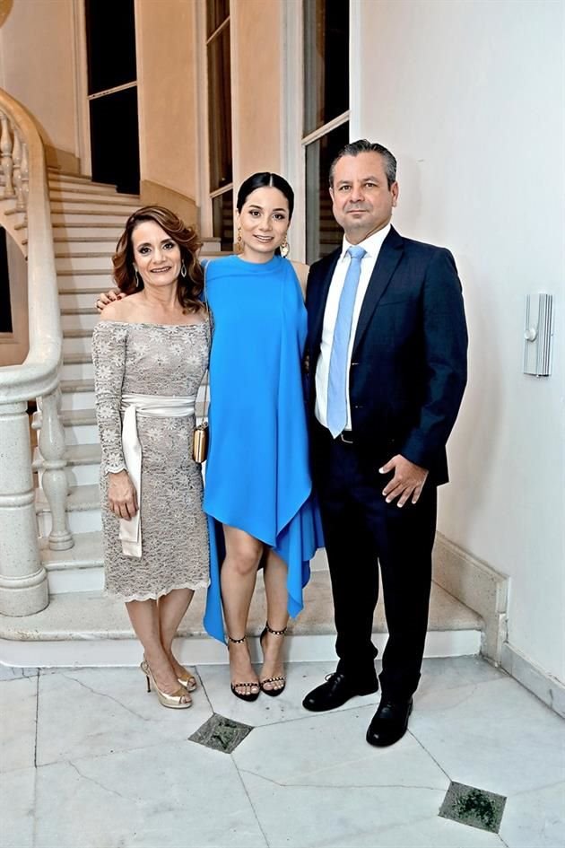 Magalli Santa Ana Márquez, Magalli Curiel y Miguel Ángel Curiel Mendoza