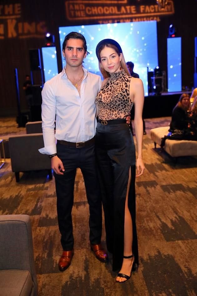 Kike Gómez Junco y Mallory Caballero