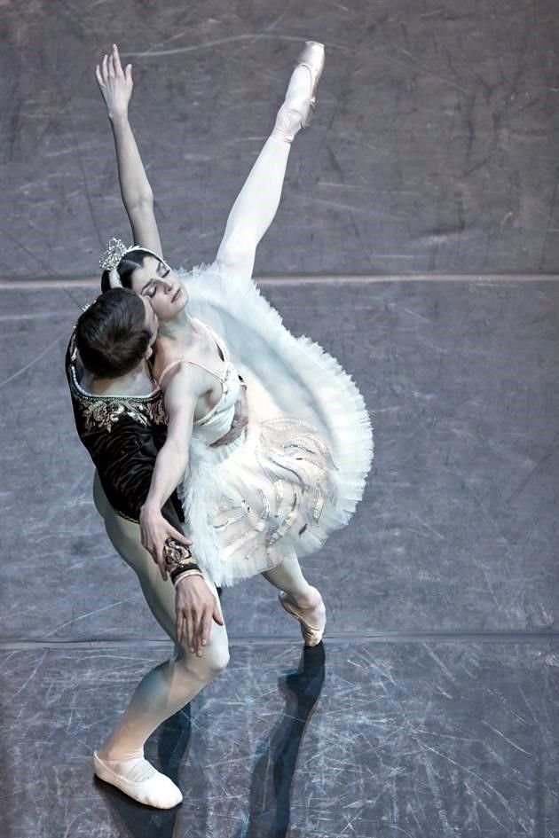 El Bolshoi también presentará en streaming: La Bella Durmiente, La Novia del Zar, Marco Spada y Boris Godunov.