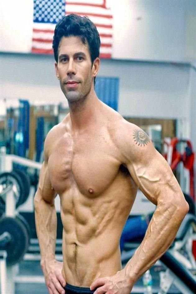 Nicholas Ferroni