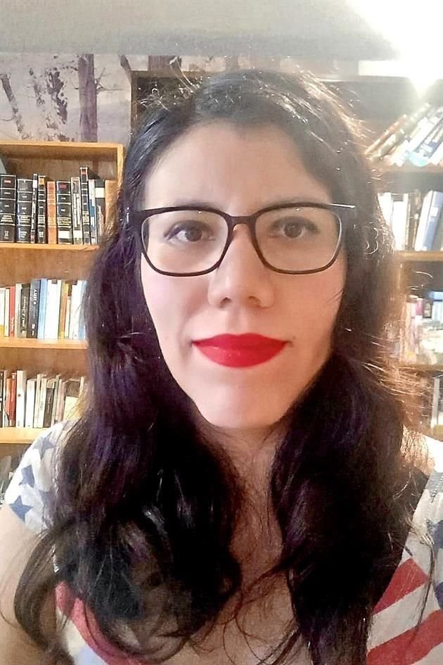 Aunque aplaude acuerdo de Gobierno con AstraZeneca y Oxford, la doctora Roselyn Lemus advierte que en País vacunas no serían suficientes.