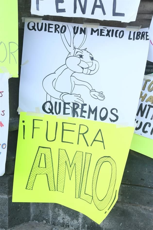 También plasmaron su descontento mediante dibujos.