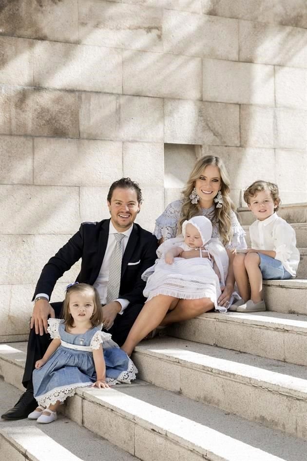 Martina y Sandro Marqueta con María Fernanda Álvarez, Sandro y Nicolás Marqueta