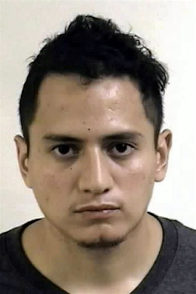 Benjamín Torres Salazar, de 24 años, es condenado a 26 años de cárcel por matar a cuchilladas a su padre.