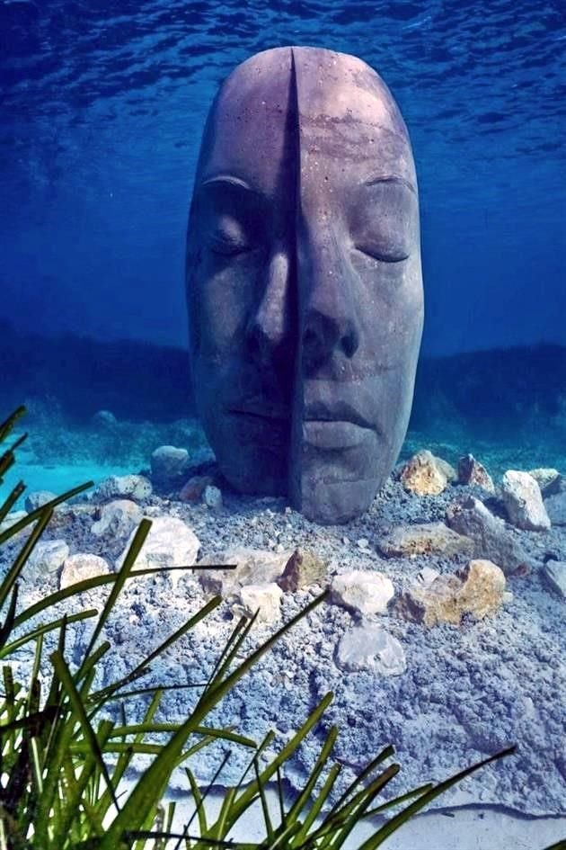 Las esculturas se localizan entre Cannes y la Isla Santa Margarita en Francia.