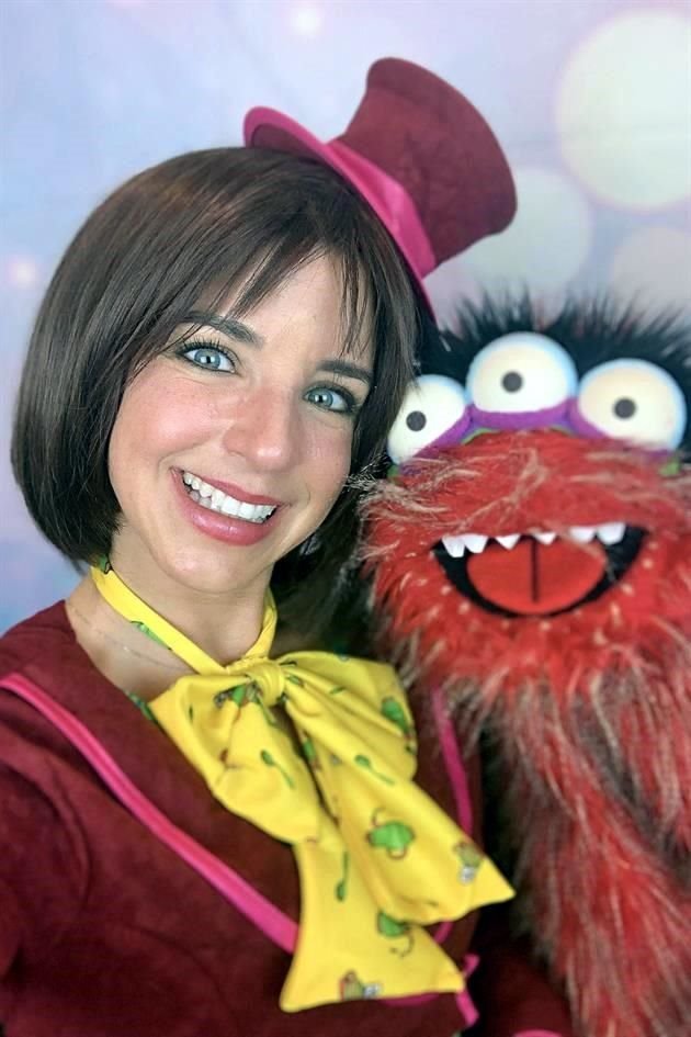Música, baile y humor componen Karlita & Cocos, un concepto de entretenimiento infantil que estrena en la plataforma de Sala Estelar.