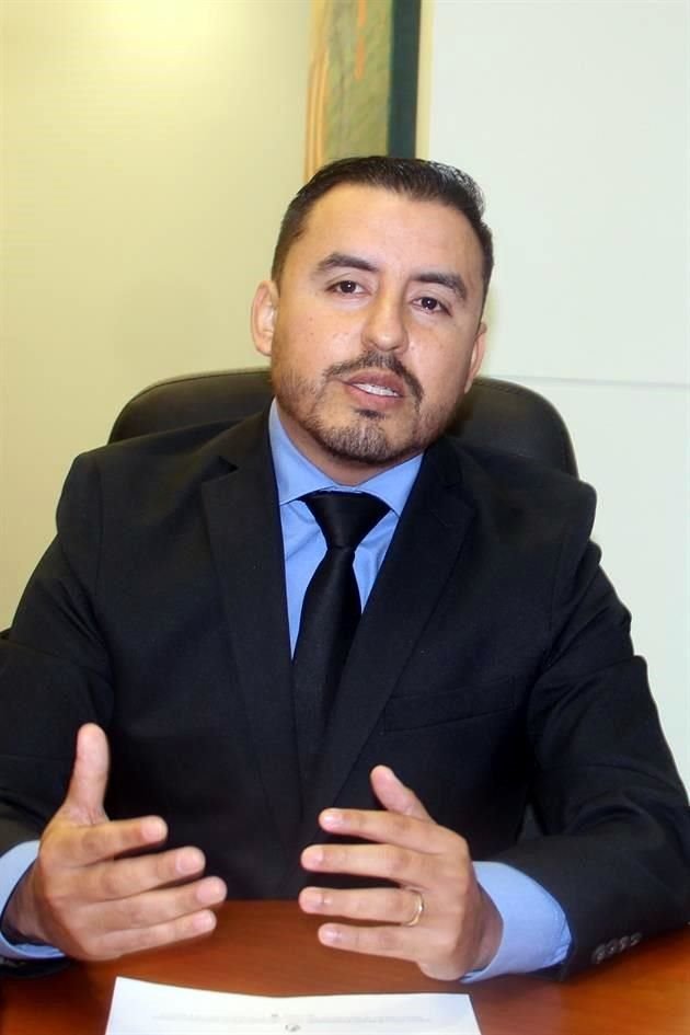 Luis España Gordillo, Subsecretario de Administración Tributaria (SAT) de Nuevo León.