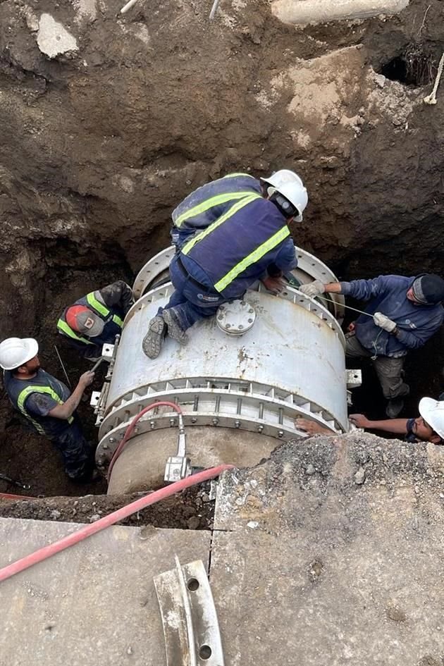 'Esta tarde iniciaron las maniobras para restablecer la operación gradual del acueducto que conduce el agua a la planta La Caldera', informó la Conagua.