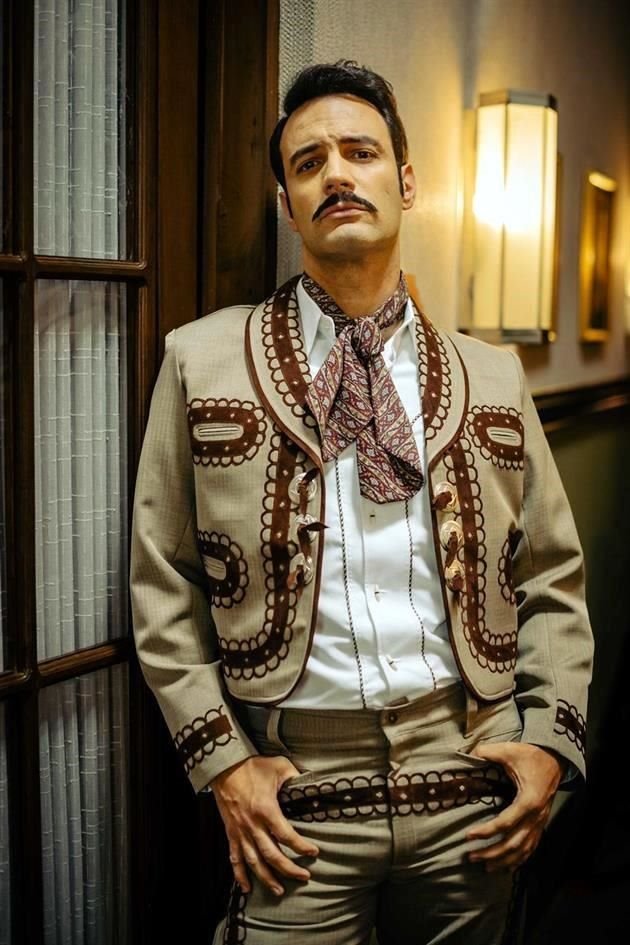 El actor de teatro Mauricio Salas brincó a la televisión con el proyecto.