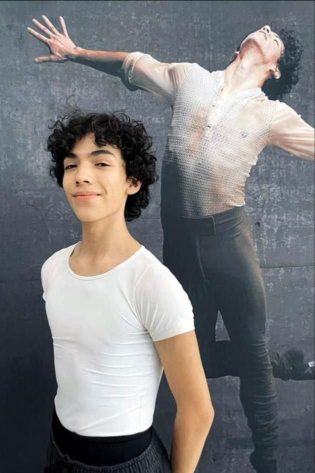 Emiliano Cordero Altamirano, 14 años, logró una beca del 100 por ciento en la Royal Ballet School.