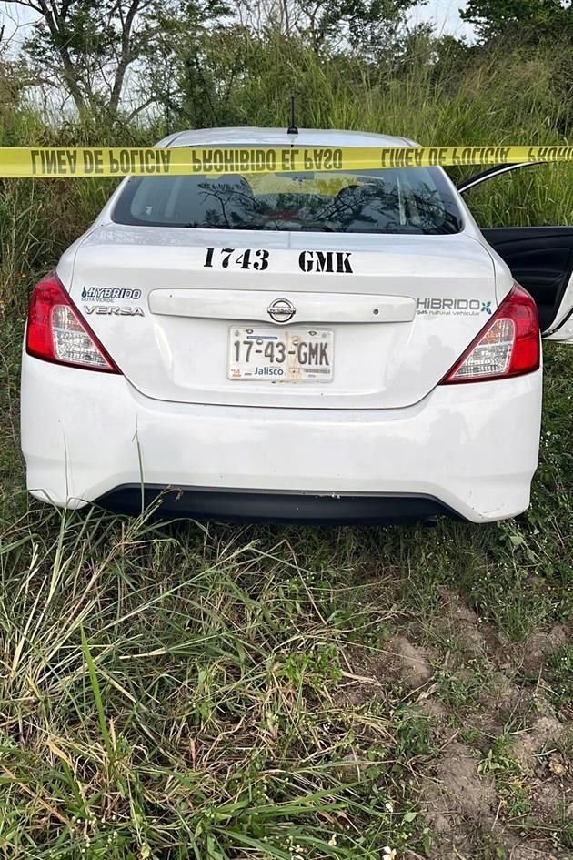 El sujeto manejaba este taxi con reporte de robo.