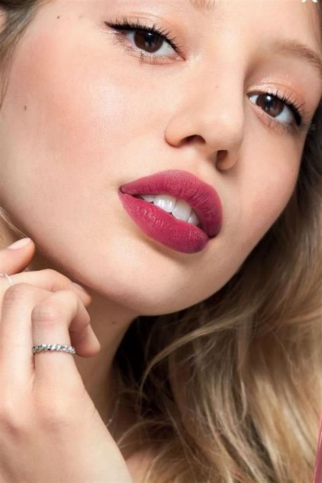 Conoce tu tipo de labios y maquíllalos de la manera correcta, ¡conquistarás a cualquiera!