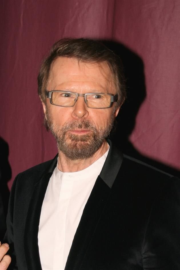 A mediados de los 80, Björn Ulvaeus escribió el musical 'Chess' en Londres, posteriormente el proyecto fue llevado a Broadway pero no alcanzó el éxito esperado.