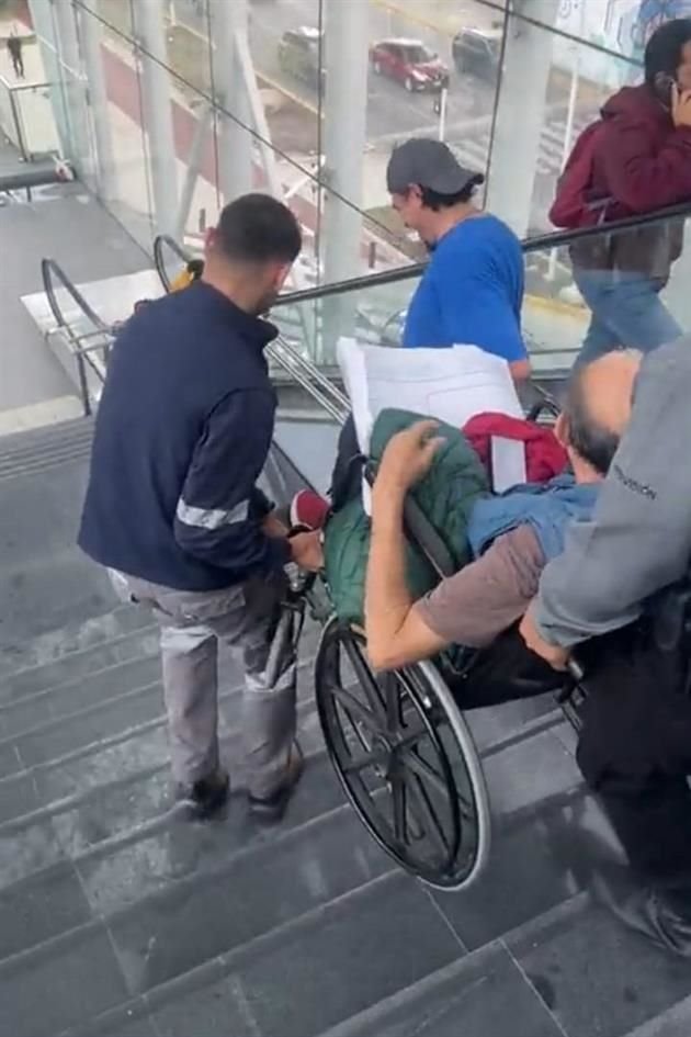 Pese a que el 21 de mayo Setran prometió arreglar en menos de un día, las fallas en elevadores de la Línea 3, usuarios reportan descomposturas, como en la estación Belenes.
