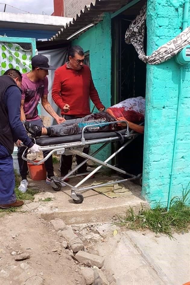 Dos personas -hombre y mujer- fallecieron y una tercera resultó lesionada durante una balacera en Chalco.