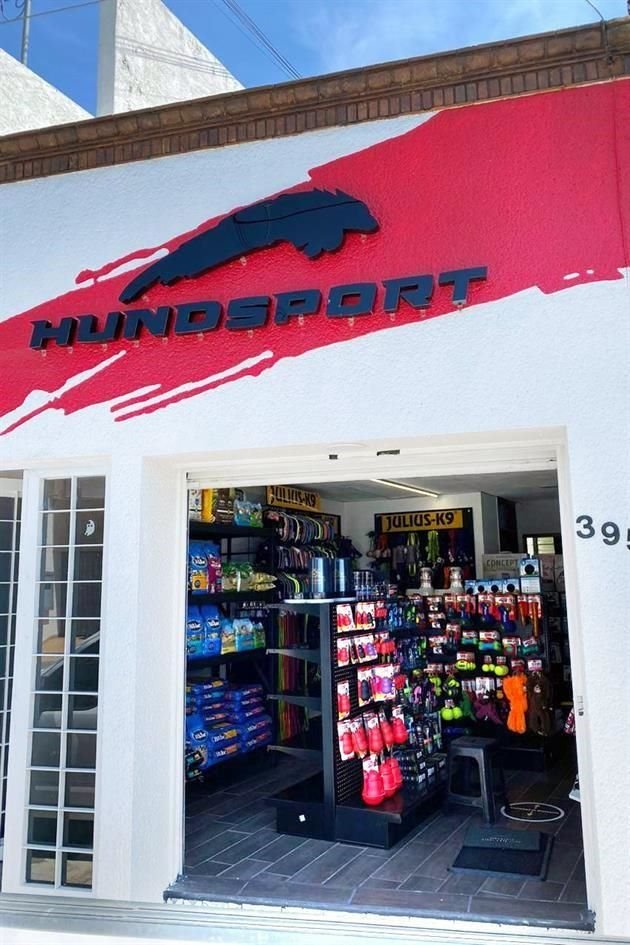 Hundsport se distingue por su oferta de alimento y accesorios para mascotas de alto rendimiento.