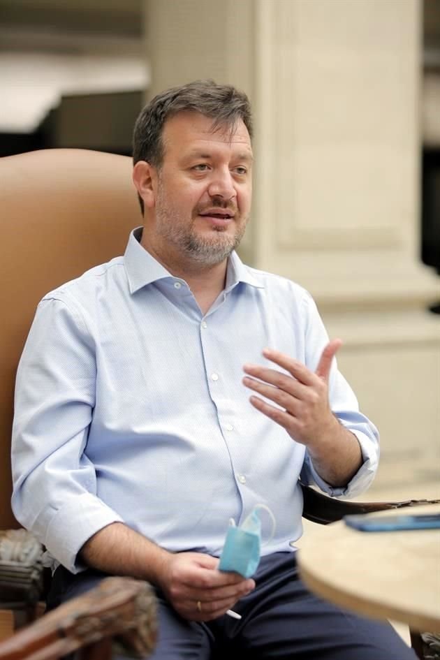 Philippe Richou, jefe de lo que hasta hoy es la Oficina de la Embajada de Francia en NL.
