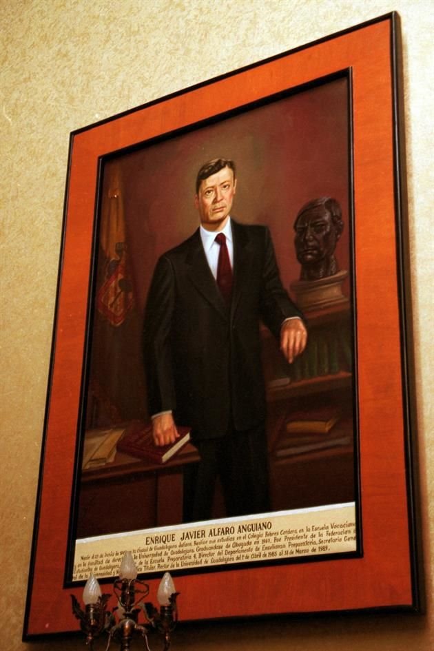 Pintura al óleo de Enrique Alfaro Anguiano, ubicada en Rectoría de la UdeG.