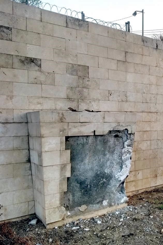 El busto del empresario regiomontano fue arrancado de su lugar desde hace un mes.