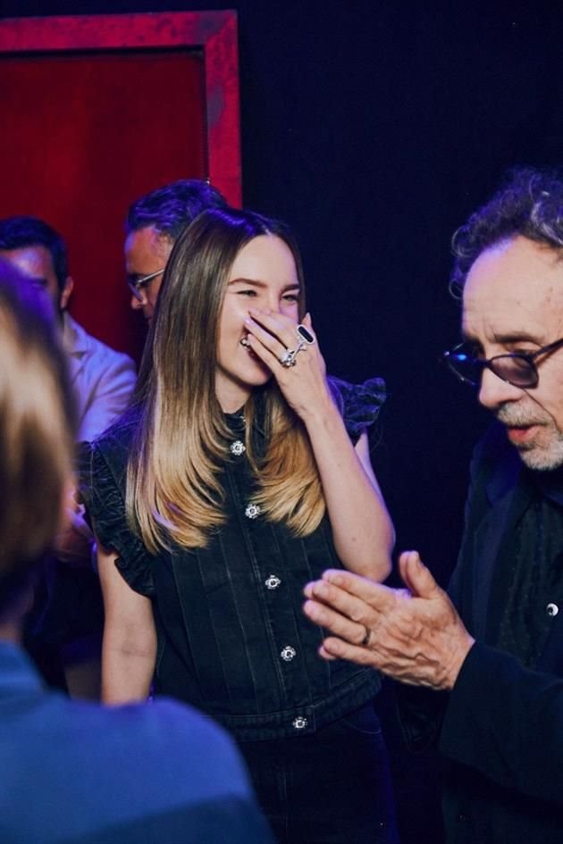 Belinda no escondió su emoción y alegría por conocer al cineasta.