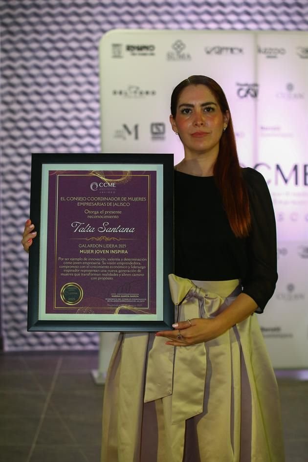 Talía Santana, categoría Mujer Joven Inspira 2025.
