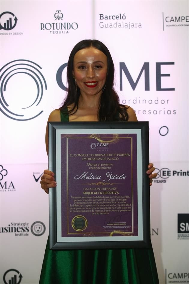 Melissa Zárate, categoría Mujer Alta Ejecutiva 2025.